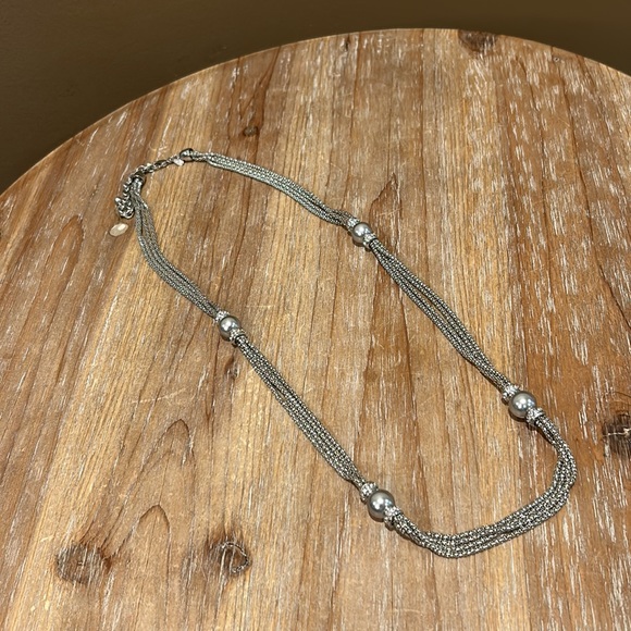 Premier Designs Pure Sophistication Silver Strand Necklace. - Picture 11 of 13